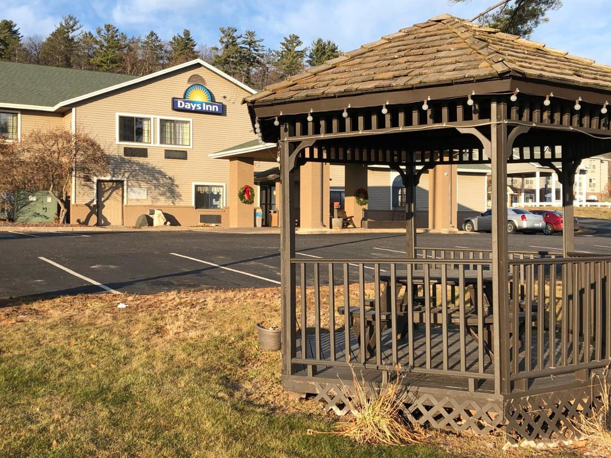 Days Inn By Wyndham Iron Mountain Zewnętrze zdjęcie