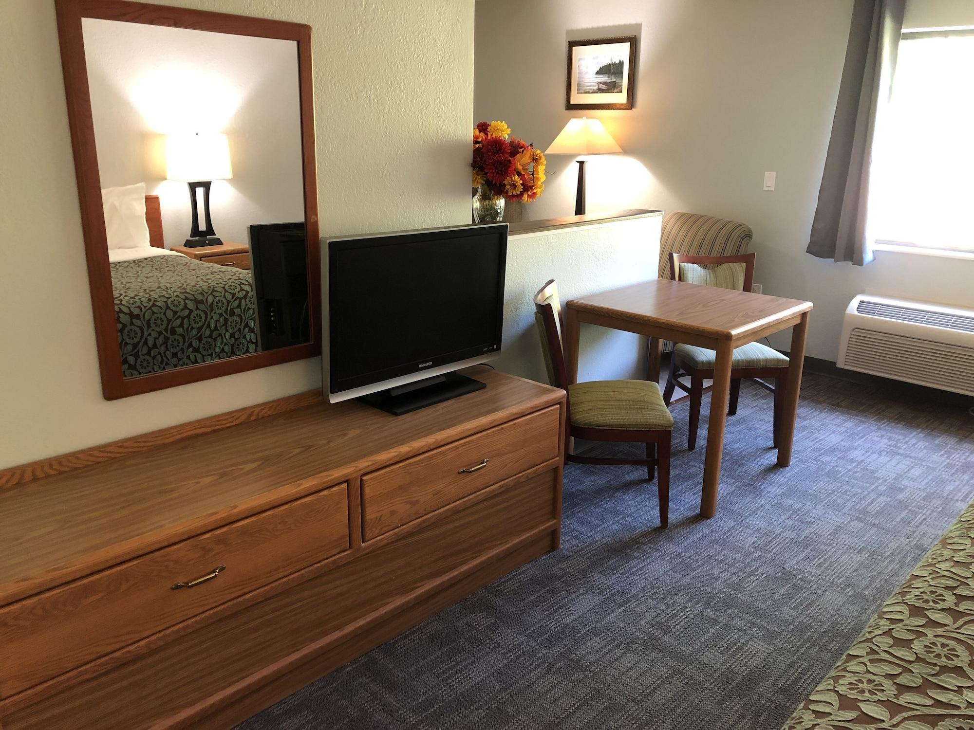 Days Inn By Wyndham Iron Mountain Zewnętrze zdjęcie