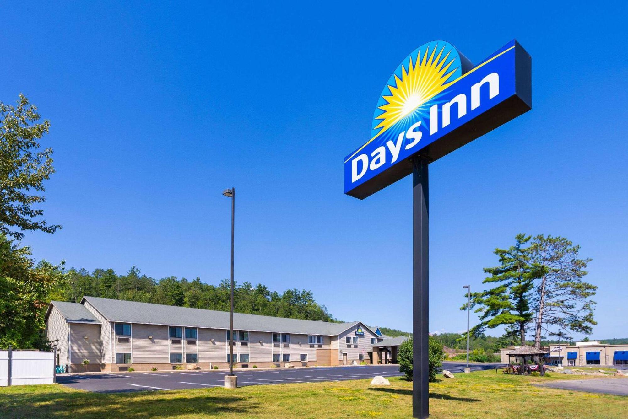 Days Inn By Wyndham Iron Mountain Zewnętrze zdjęcie